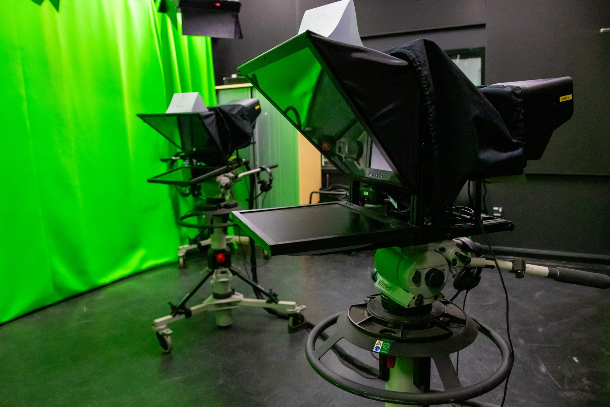 Lighting equipment jpg
